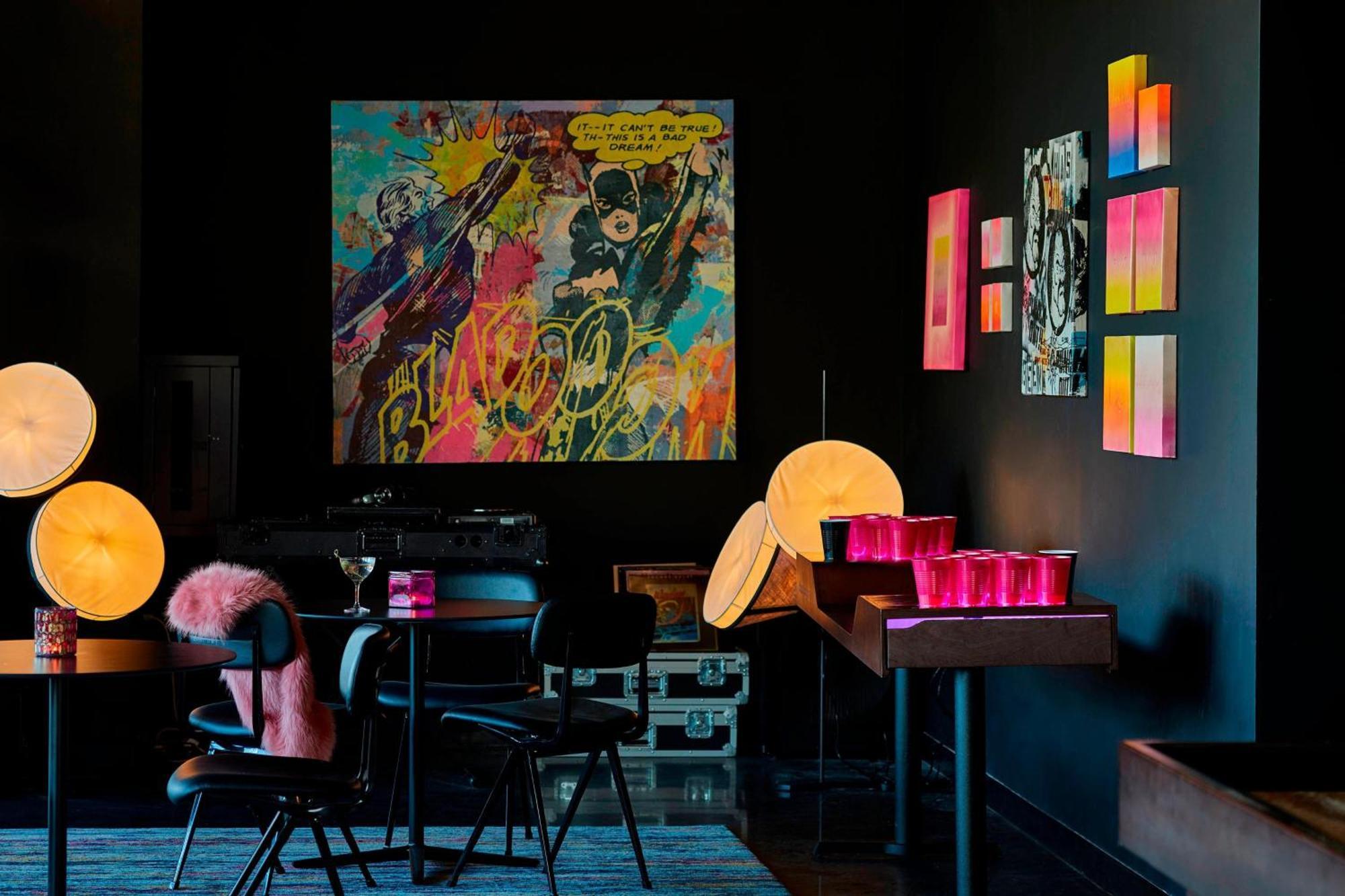 Moxy Minneapolis Uptown Exterior foto